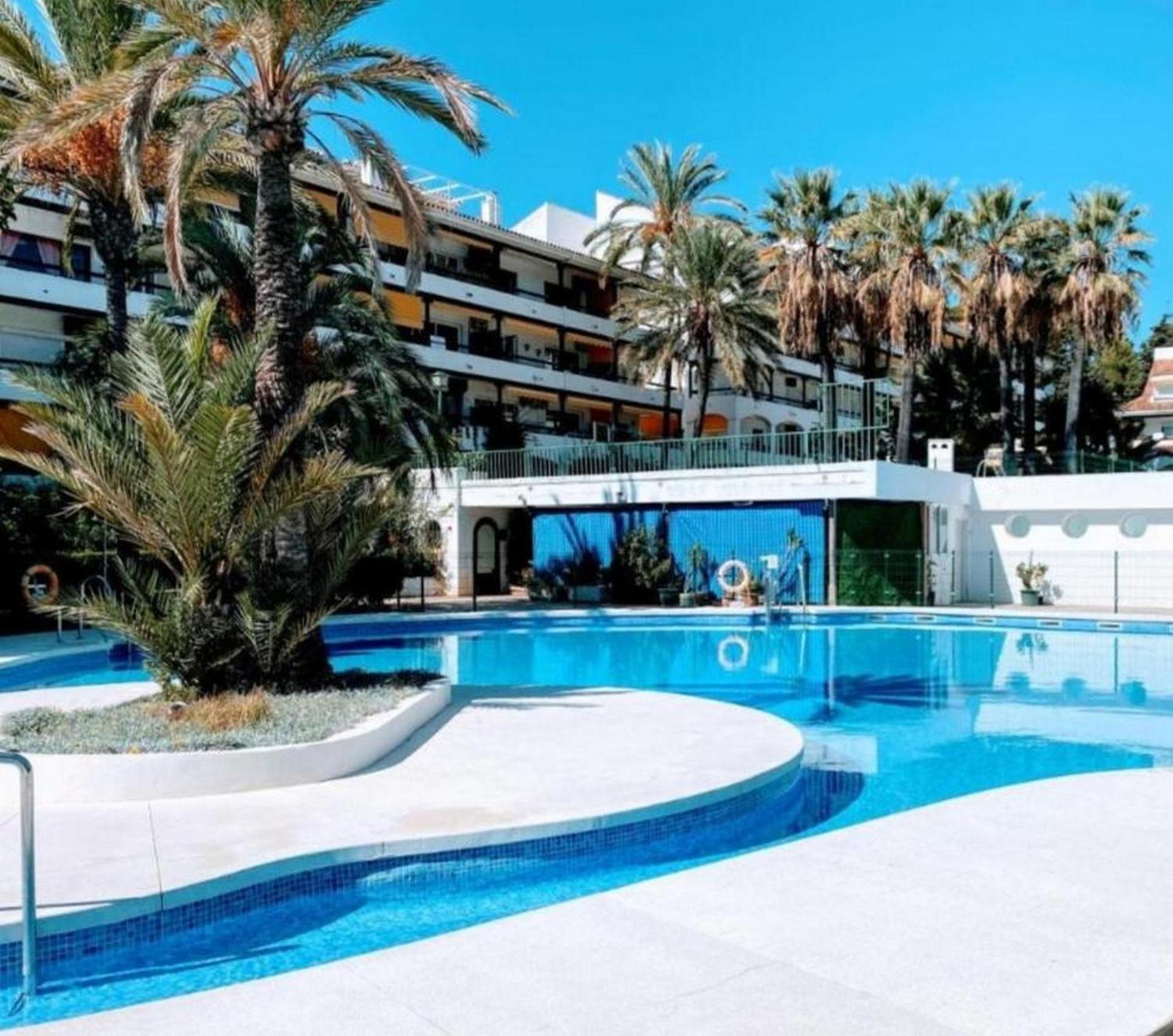 Appartement La Carolina Pool View *